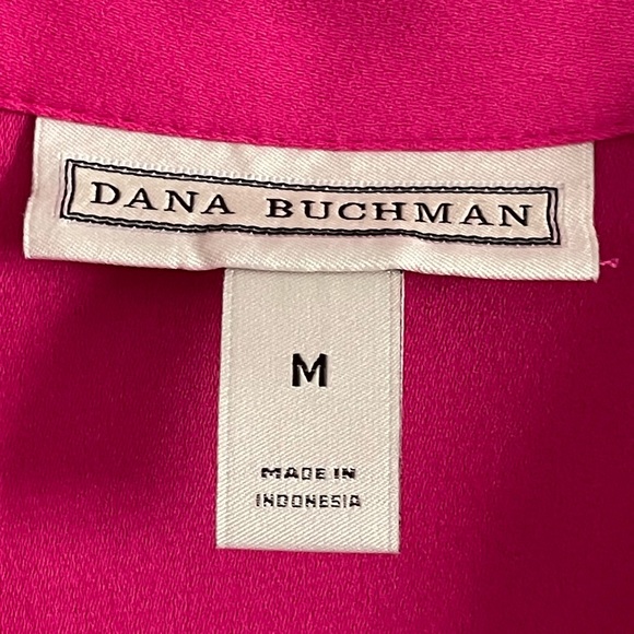 Dana Buchman Pink Crepe Roll Tab Blouse Top Size Medium - Picture 4 of 7